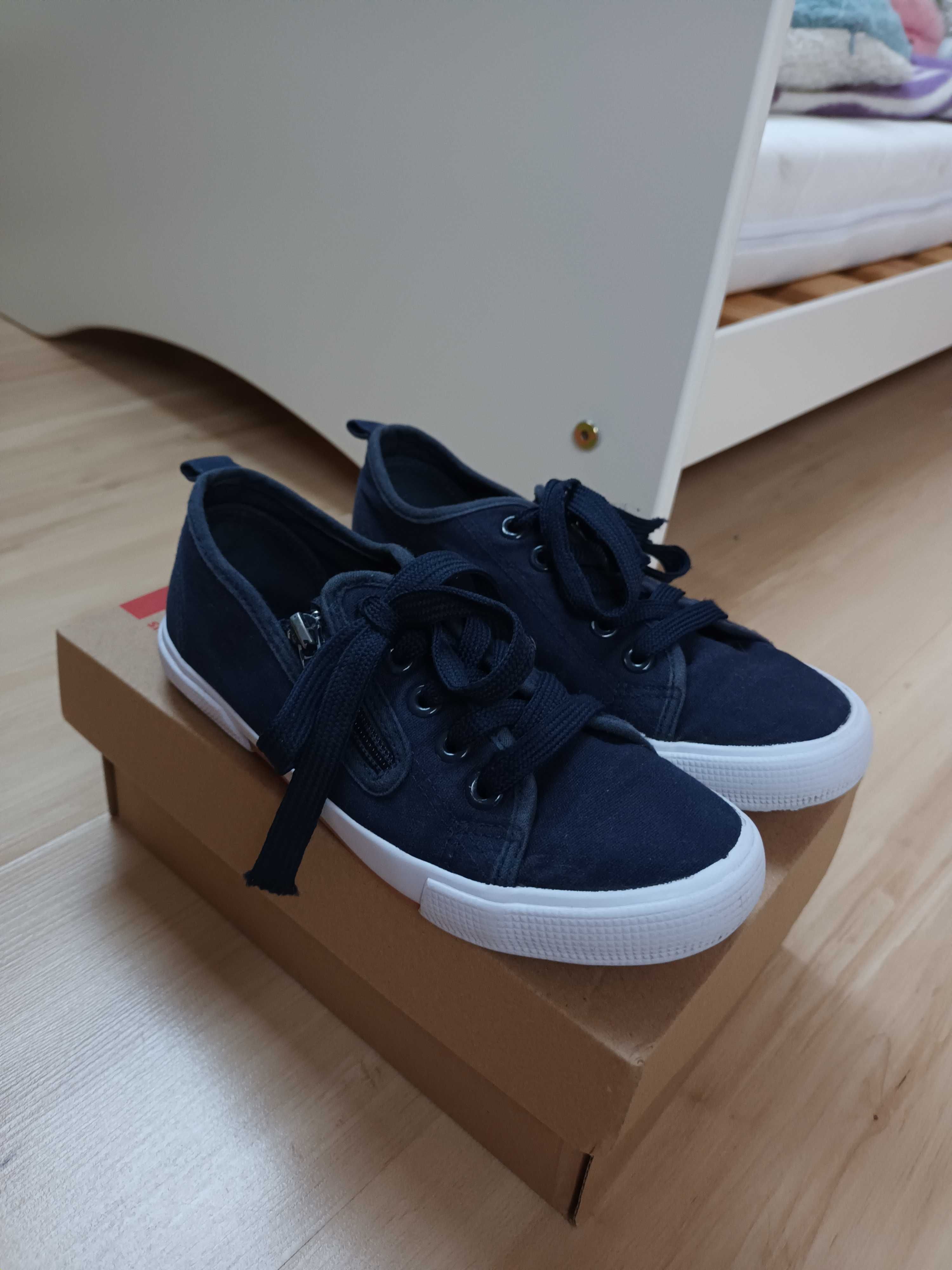 Trampki granat, 32, bdb