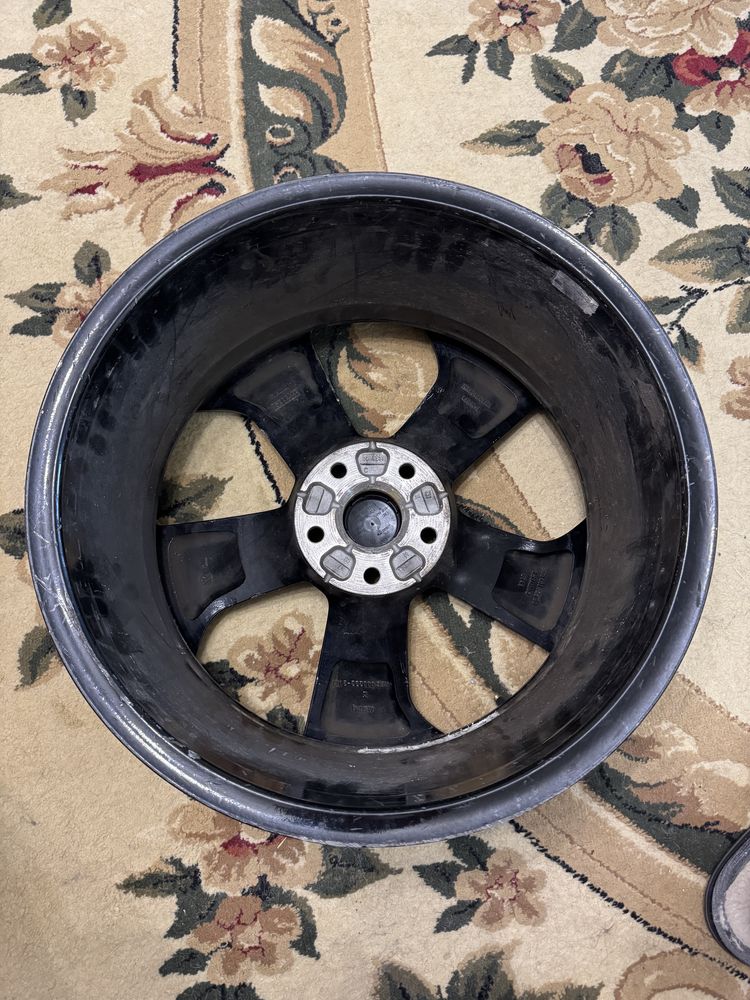 Диски Austin R18 Golf 7 GTI