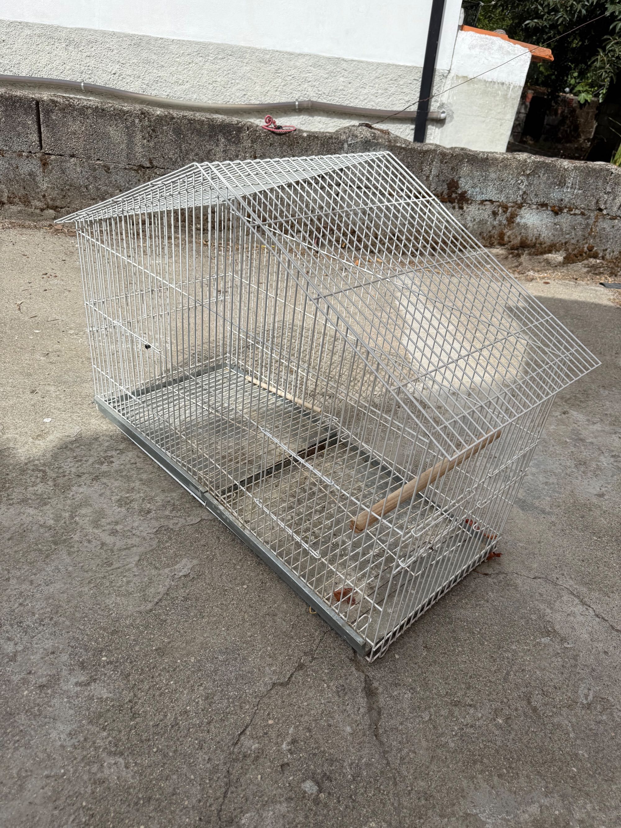 Gaiola ótima para caturras ou aves do género