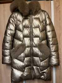Зимова куртка  пальто