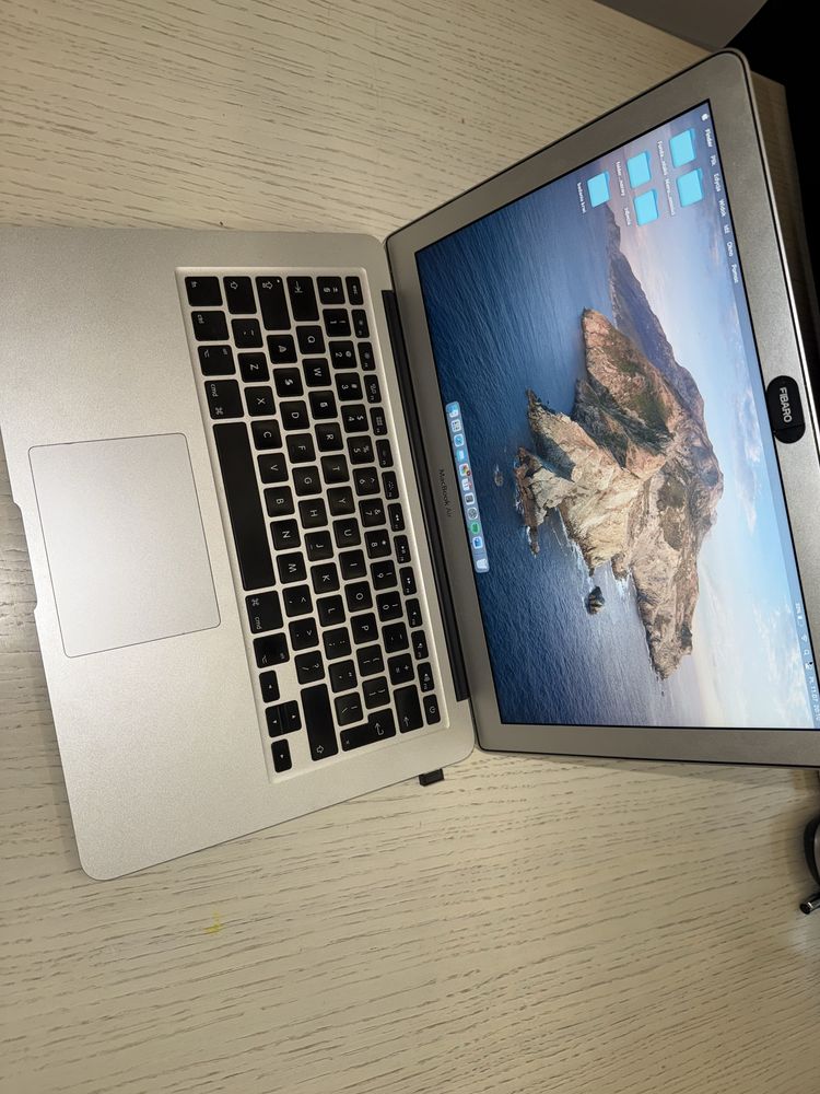MacBook Air i7 8gb RAM, 250GB SSD STAN IGŁA!!!