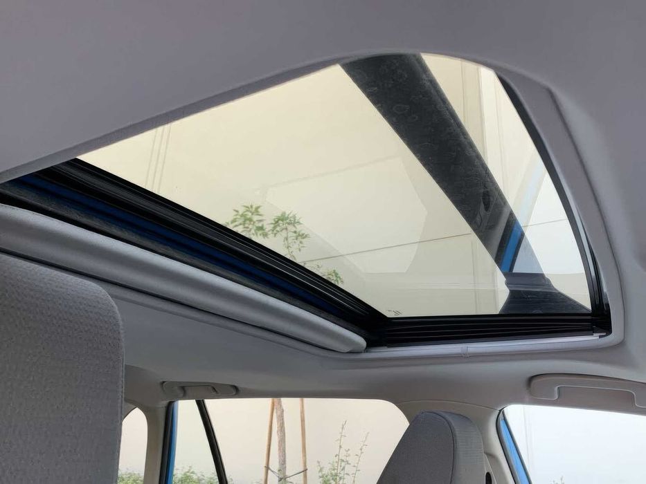 Toyota RAV4 XLE      2019