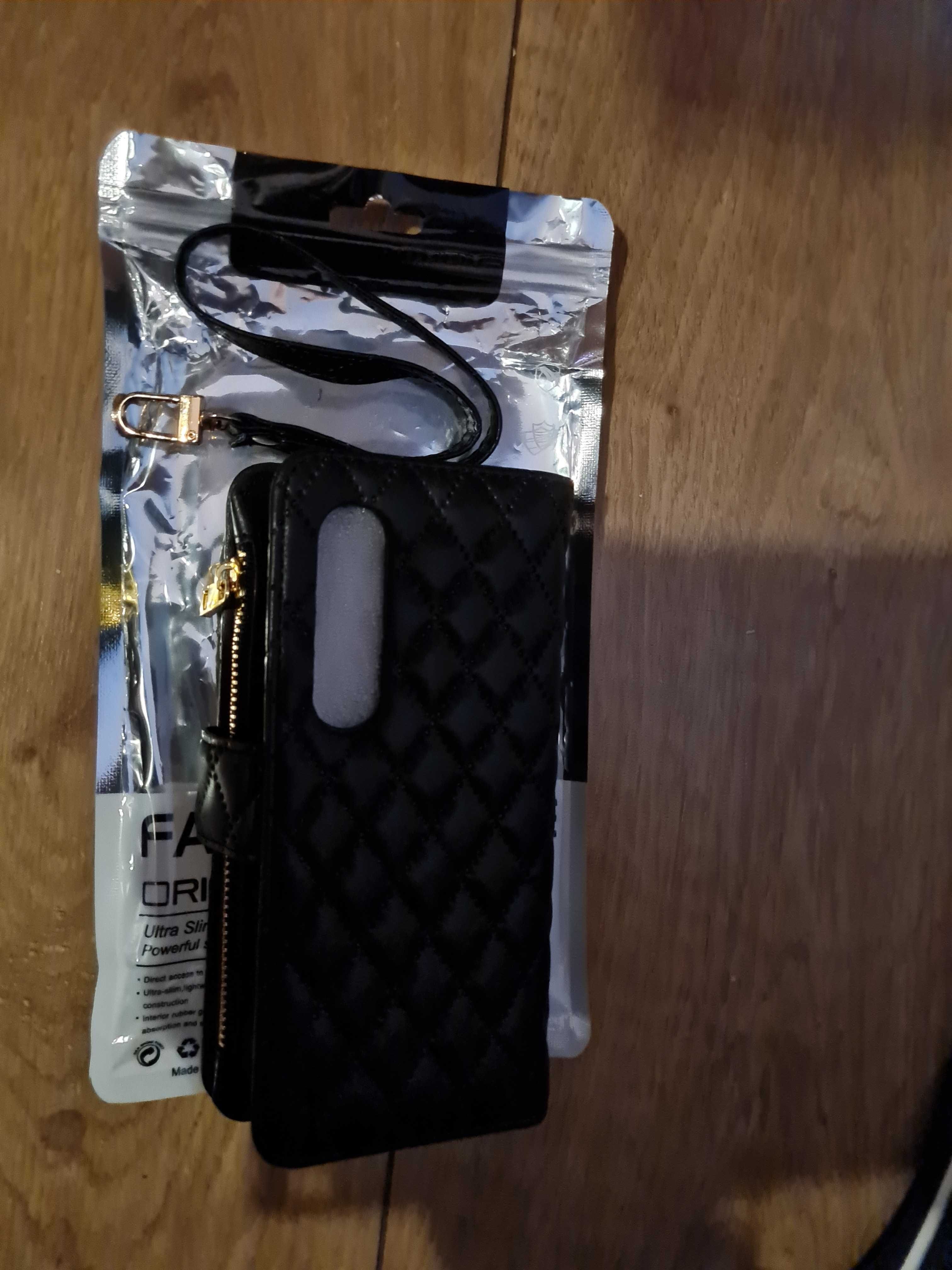 Etui portfel do Samsung Z Fold 4, pikowane