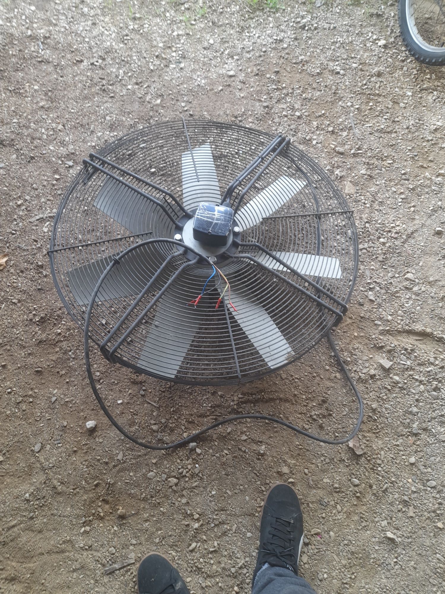 2 Ventilador trifásico