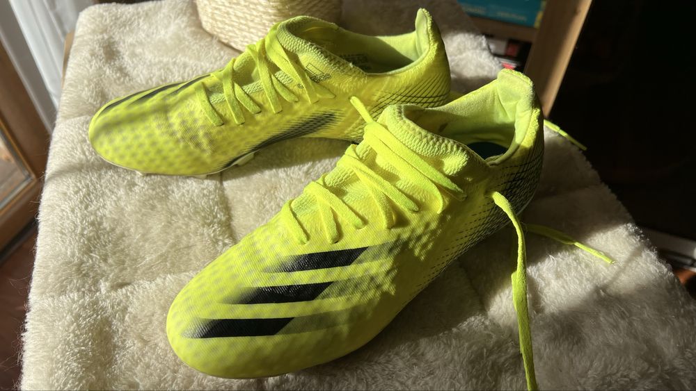 Korki adidasa, buty do piłki nożnej
