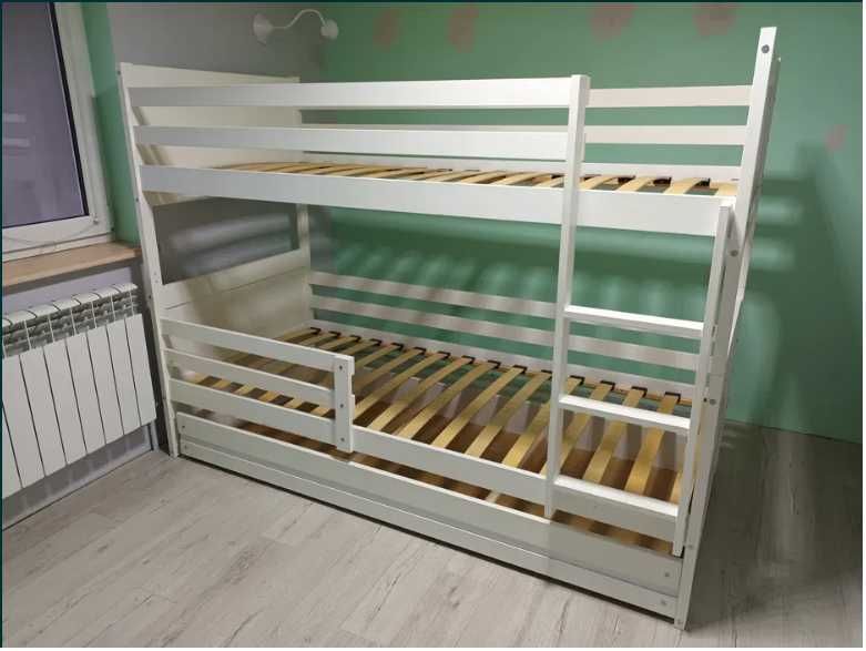 Łóżko piętrowe w stylu IKEA