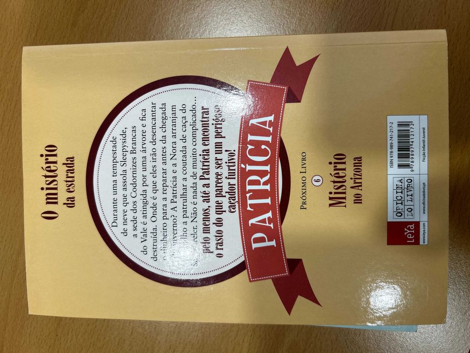 Coleção livros infanto-juvenis: Patrícia