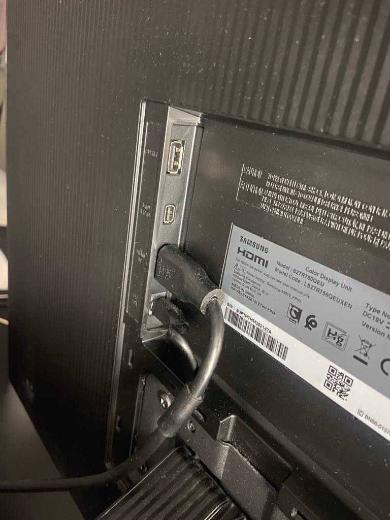 Monitor 27’ 144hz 2k Samsung s27r750qeu