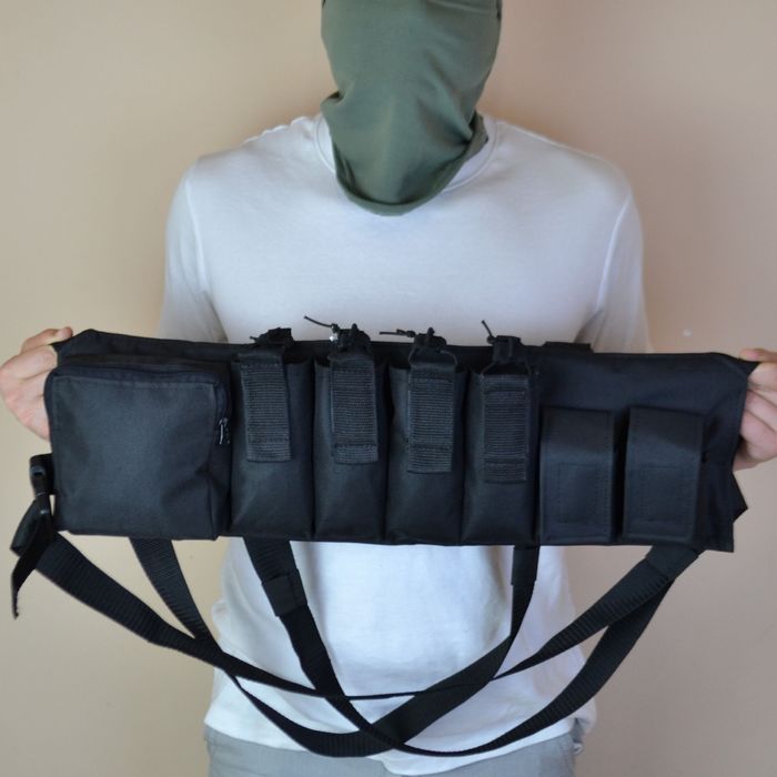 Жилет розвантаження з аптечкою.