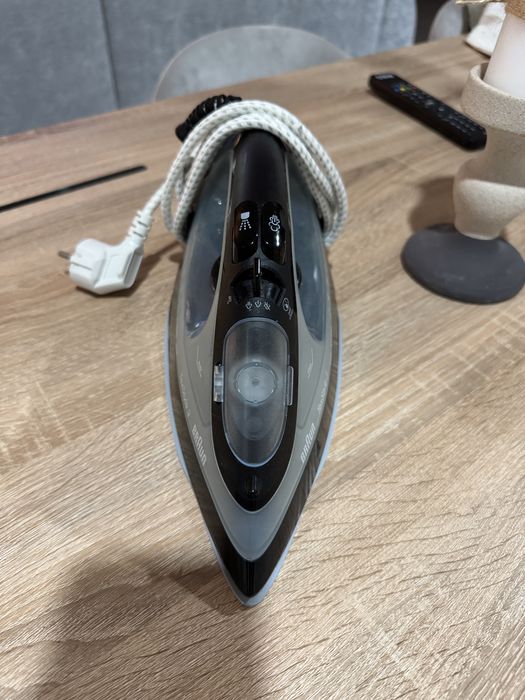 Ferro de engomar Braun TexStyle 3 FreeGlide 3D