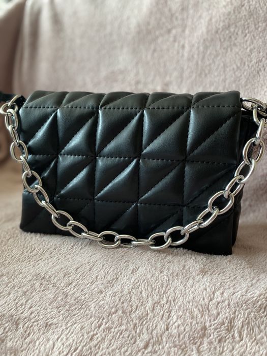 Сумка з цепочкою