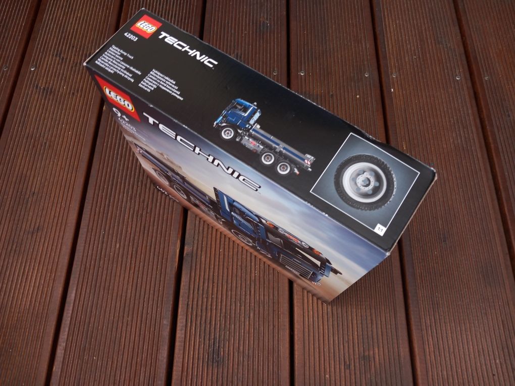 Lego Technic 42203 Ciężarówka ze skrzynią