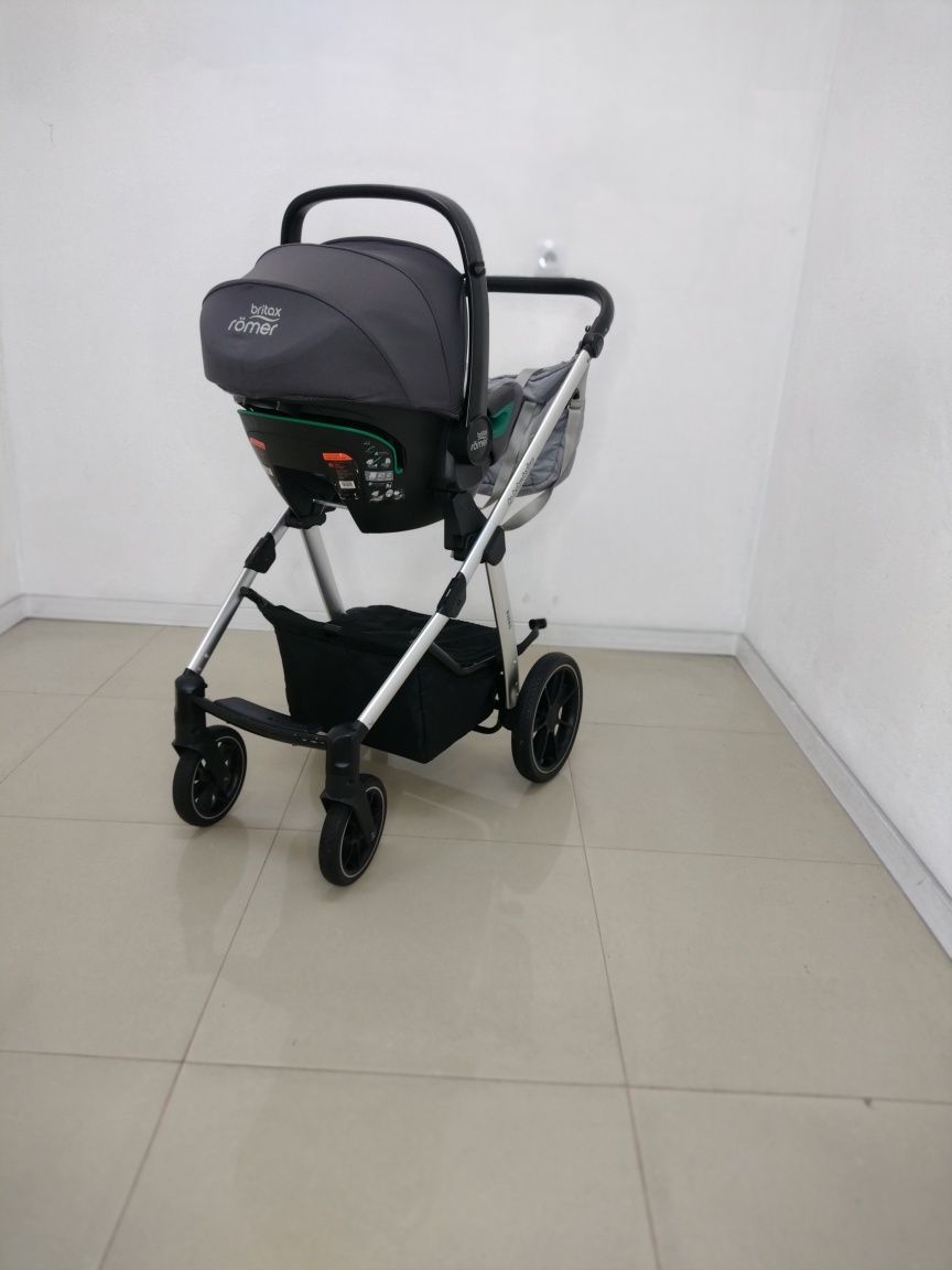 Wysyłka/odbiór wózek 3w1 Baby Design Bueno+Britax Romer 3 I Size