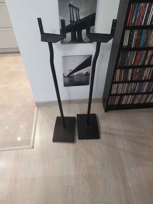 Stojaki pod kolumny głośniki
