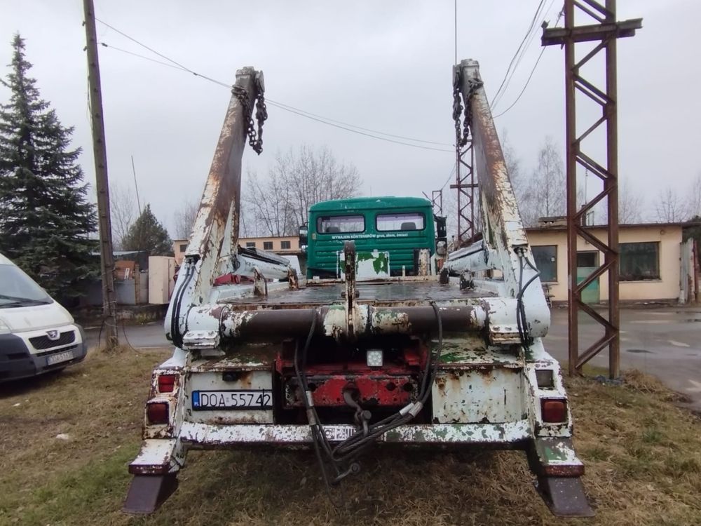 Bramowiec MAN L 2000