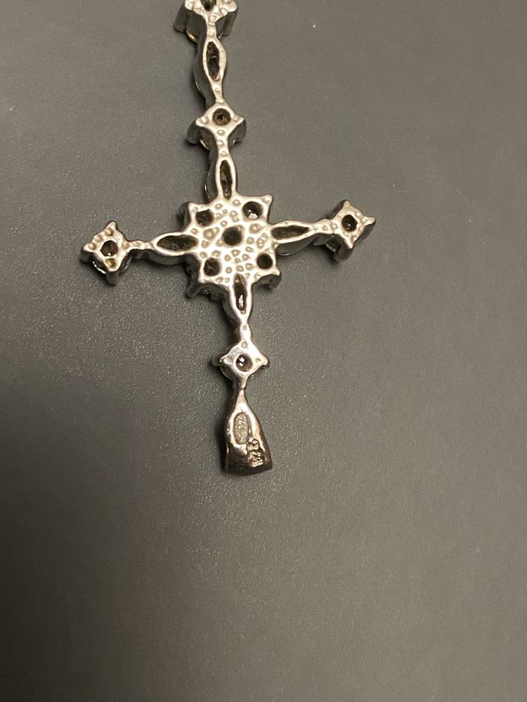 Серебряный крестик