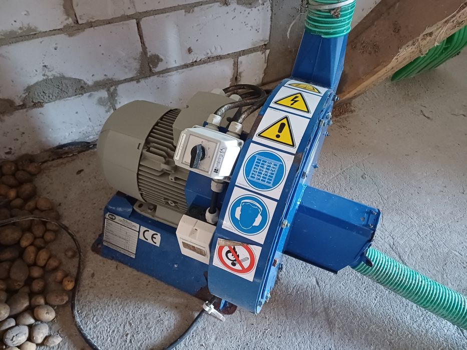 Mieszalnik Śrutownik ssaco-tłoczący 11KW Dozamech odolanów