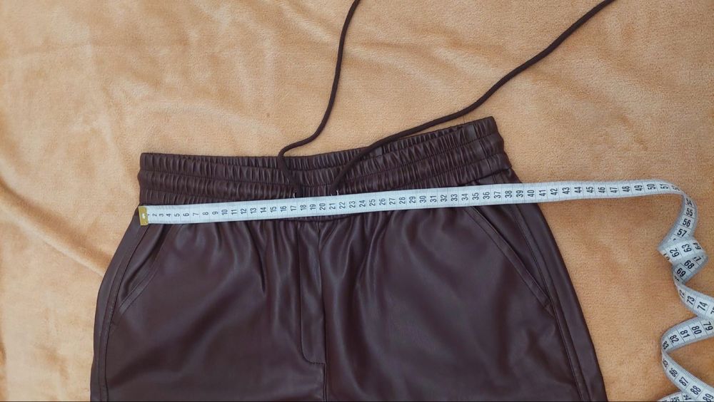 Шкіряні штани (кожзам) Promod, розмір 40