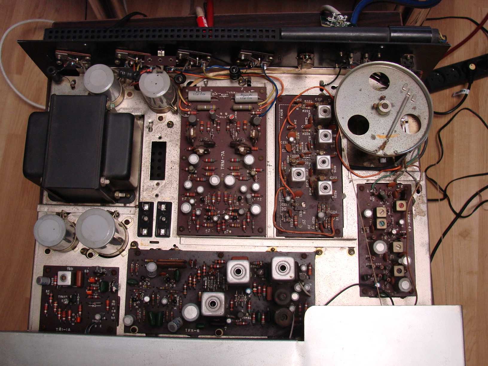 Amplituner Sansui SAX 500