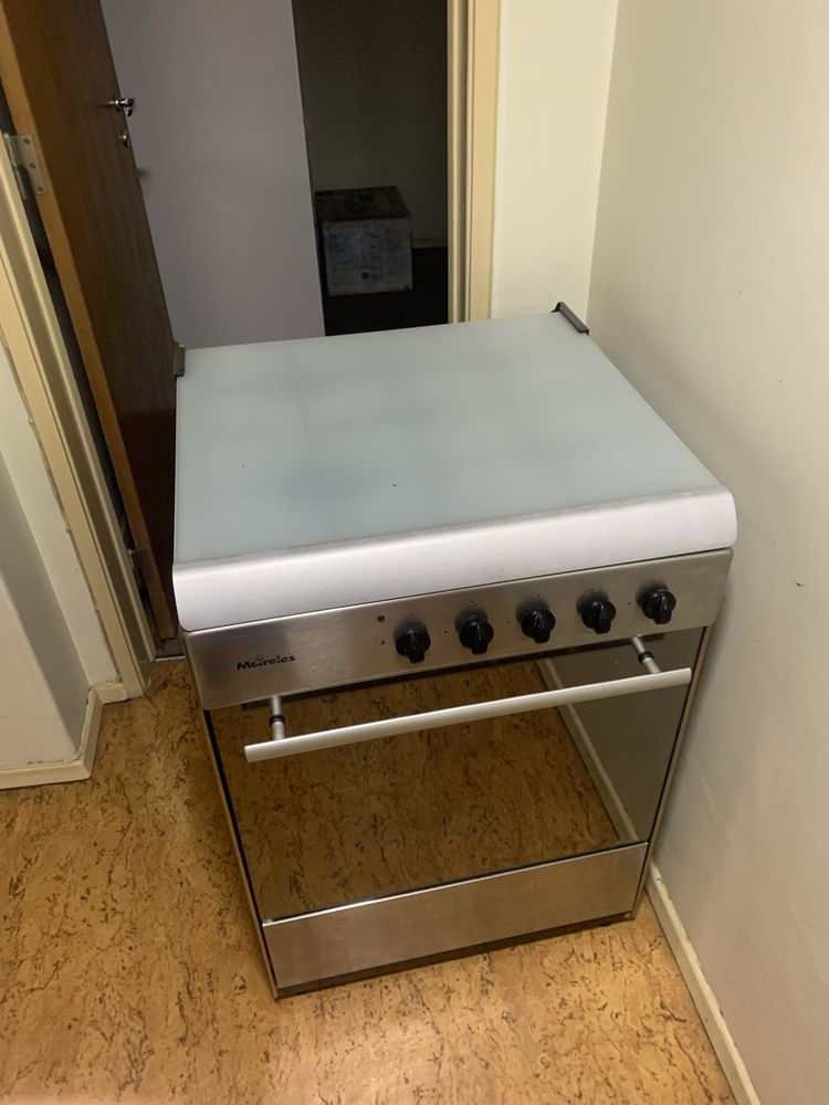 Fogao meireles com forno de 55 litros