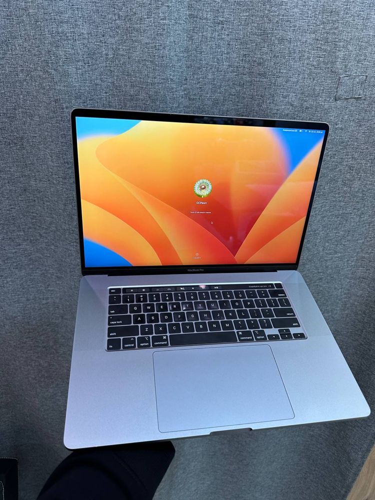 MacBook Pro 16" 2019 i7 16ram 512ssd 5300M Space Gray MVVJ2 100% акум