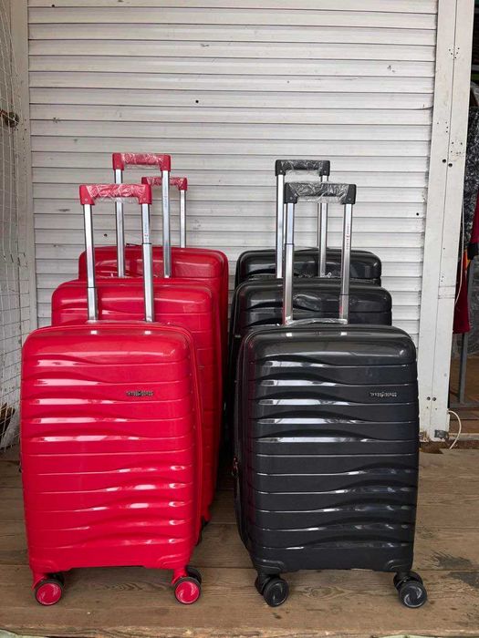 Валіза, чемодан на колесах «Three Birds»