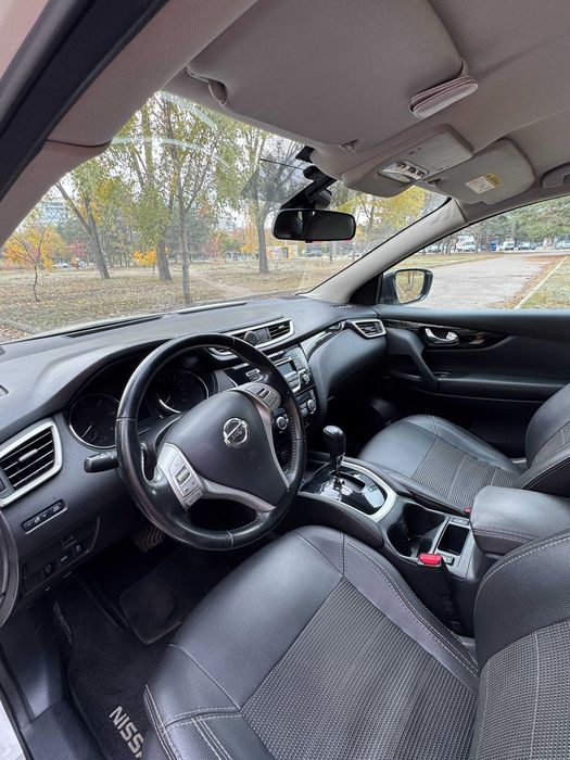Продам автомобіль Nissan Qashqai 2017, дизель