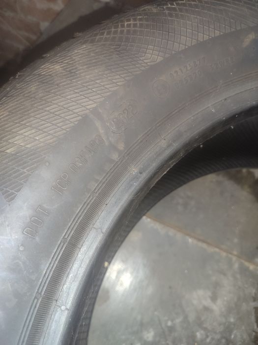 Продам резину 235/60/18