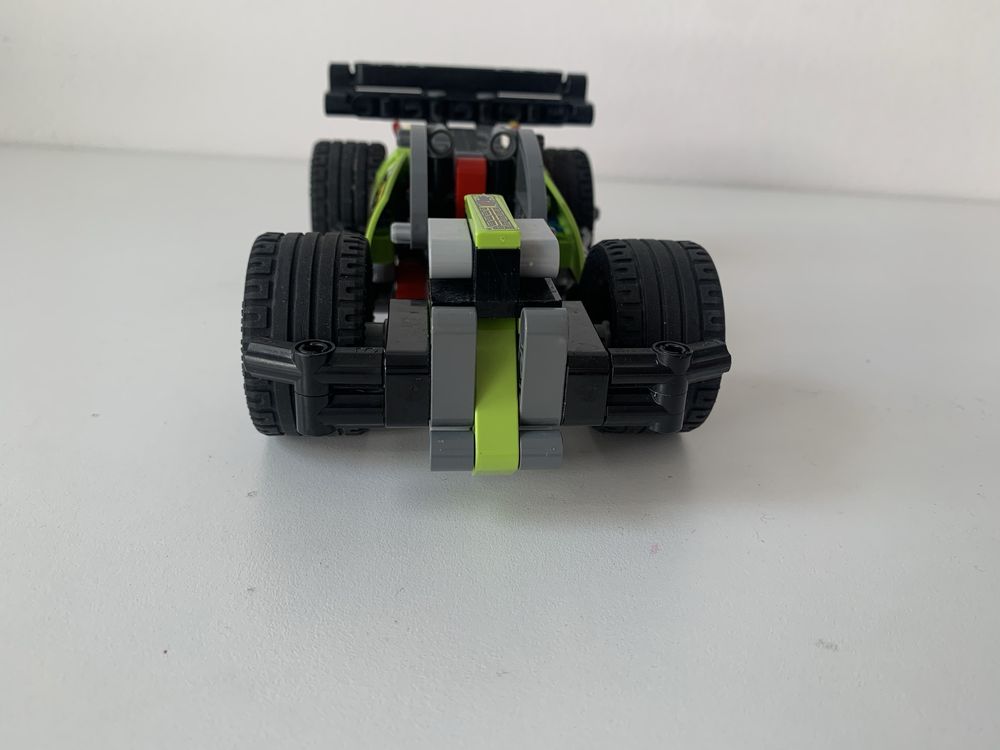 LEGO Technic Żółta wyścigówka 42072 samojeżdżąca