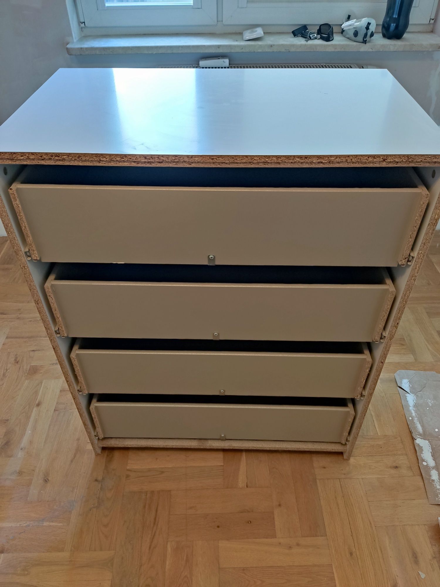 IKEA MALM Komoda, 4 szuflady, połysk biały, 80x100 cm