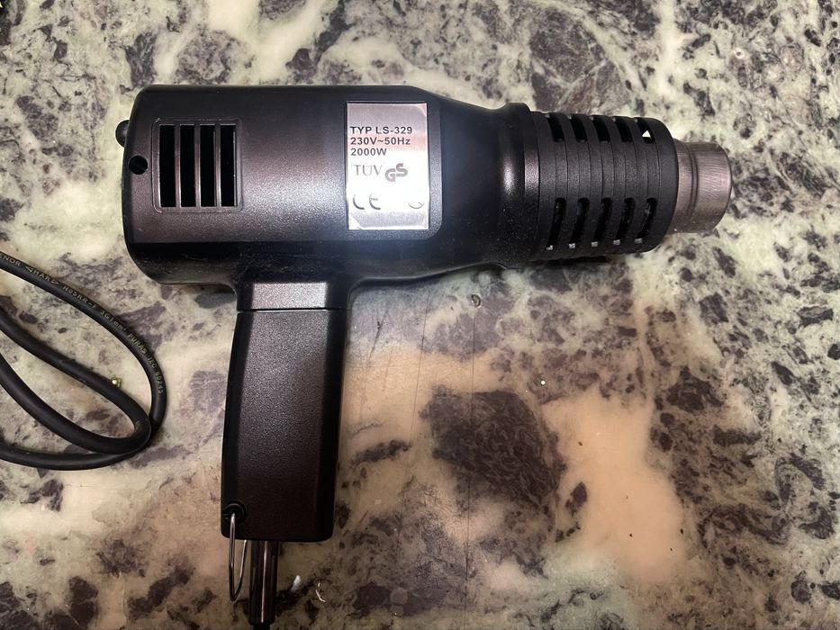 фен будівельн Куплений з Німеччини Мають додаткові насадки