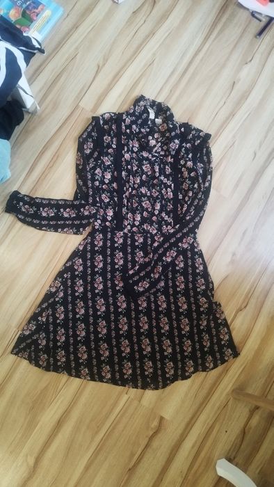 Komplety ubrań damskich