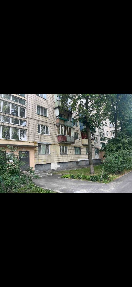 Продається 1-кім Черемош