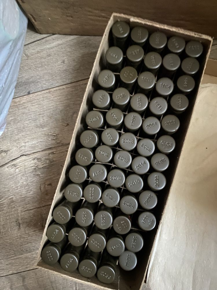 Dawkomierz chemiczny Typ DP-70 MP 60 sztuk  Rok produkcji 1981