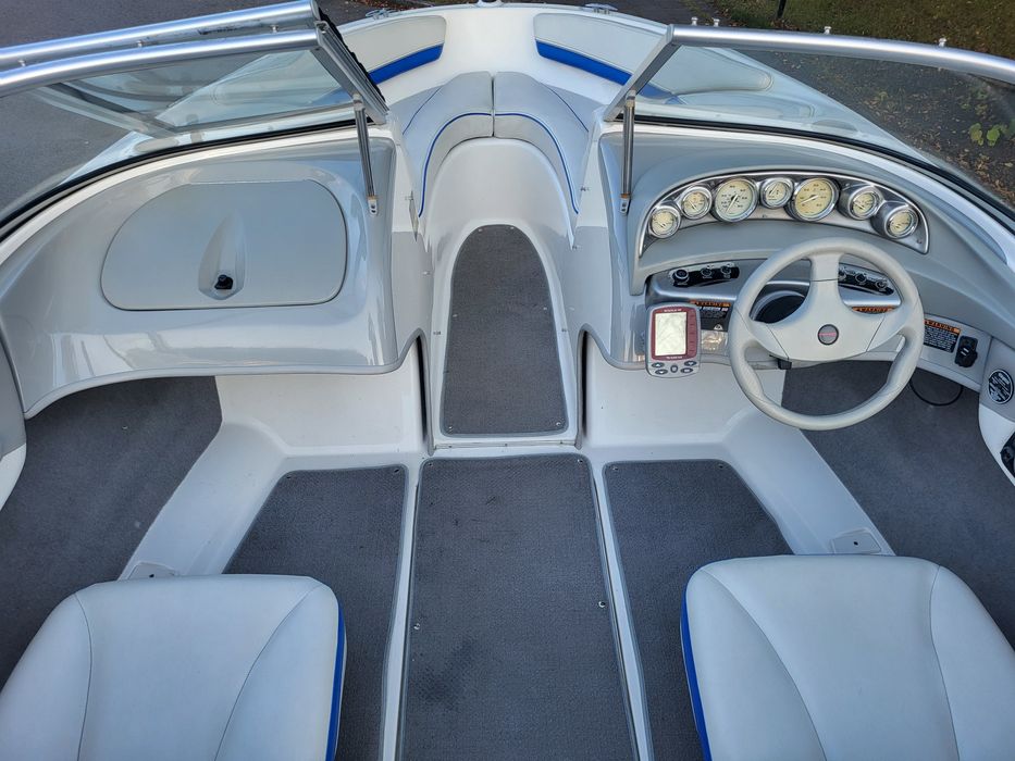 Piekna Lodz lodka sportowa BAYLINER 185 bowrider open 2006 zadbana