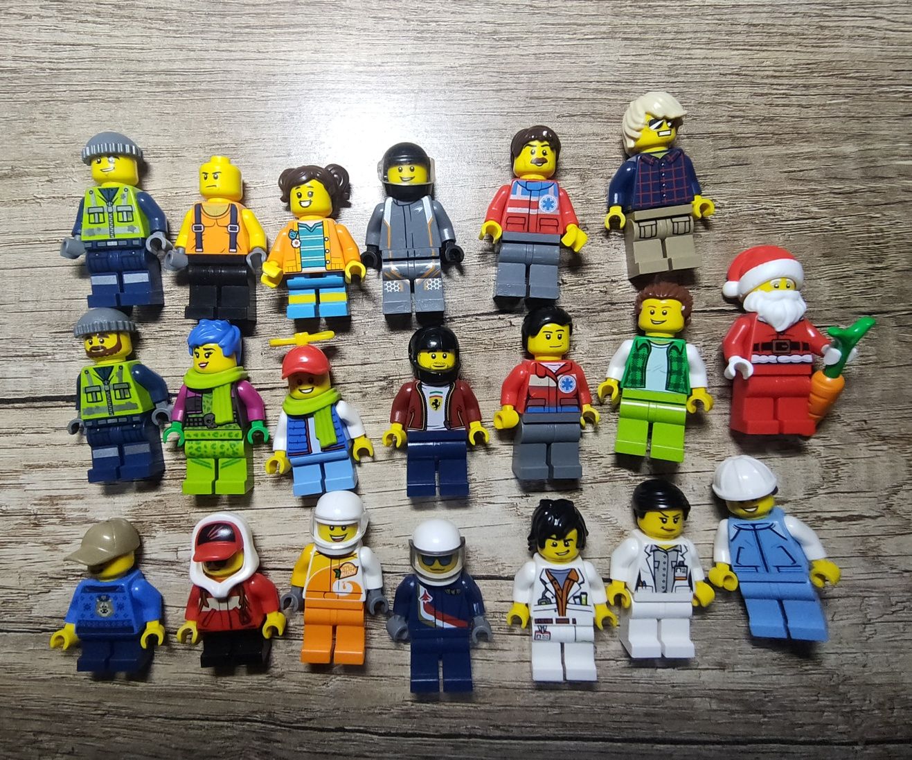 LEGO city figurki 20 sztuk mix mieszkańcy miasta dzieci lekarze kiero