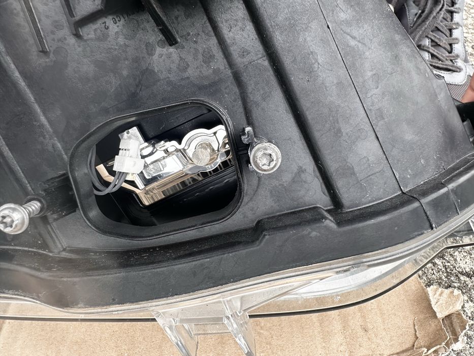 Farol bmw f31 ( 2017 )