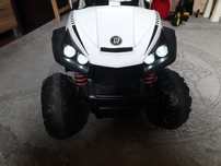 Продам дитячий квадроцикл на акумуляторі Bambi M 4131