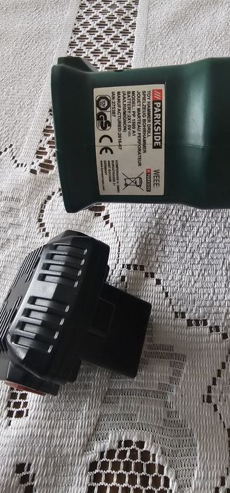 Narzędzia mały majsterkowicz + wiertarka udarowa