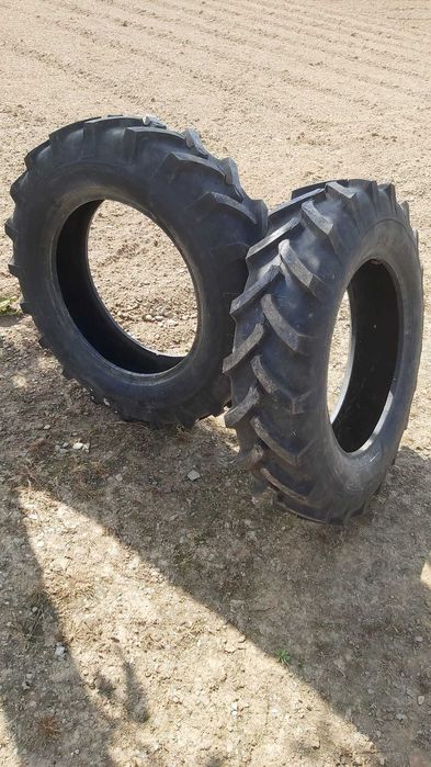 Vendo 2 Pneus 7:50-R20 semi-novos