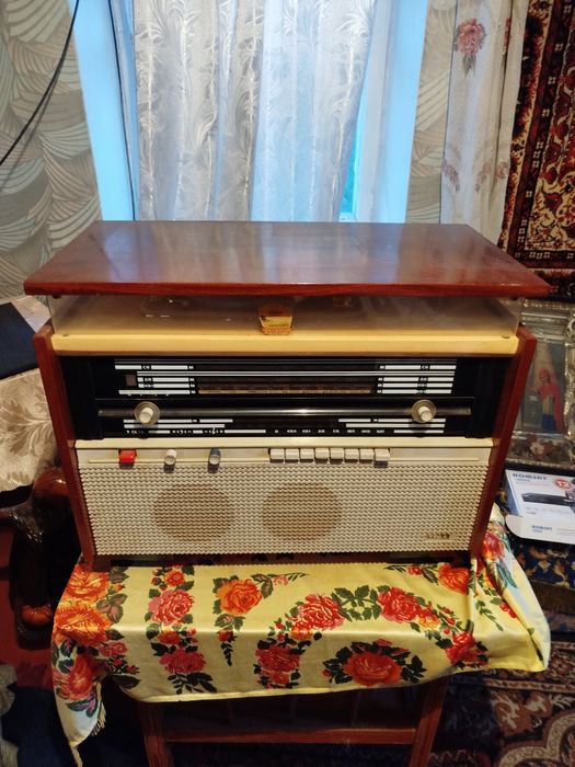 Продам радіолу стан не відомий