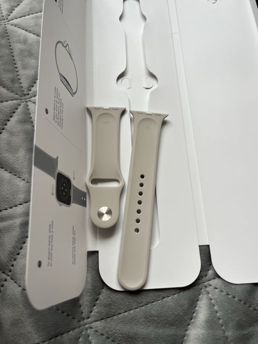 Оригінальні нові ремінці Apple Sport Band Starlight для Apple Watch