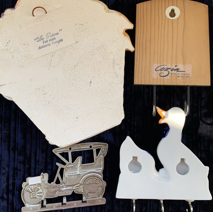 Вішалки для ключей, рушників ( декор)