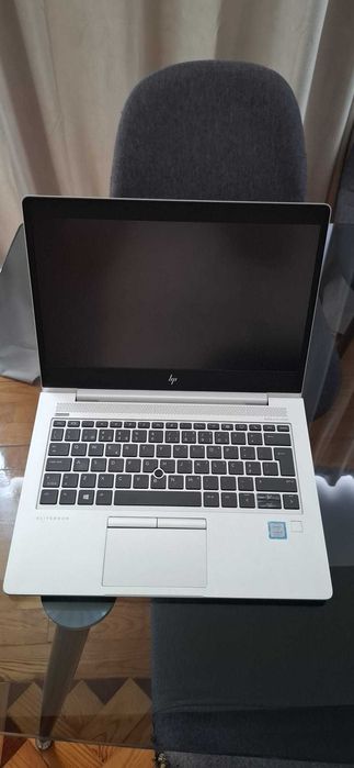 HP Elitebook 830 G5 + Docking Station