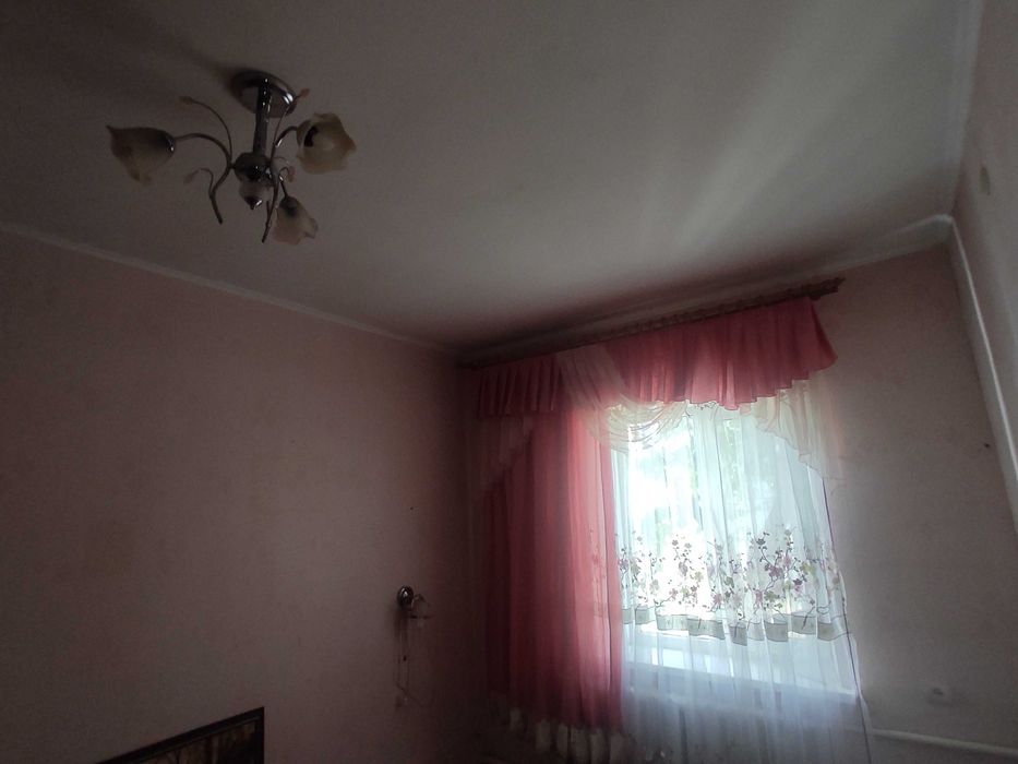 Продам будинок зі всіма зручностями в Миргороді ( район Лісок)