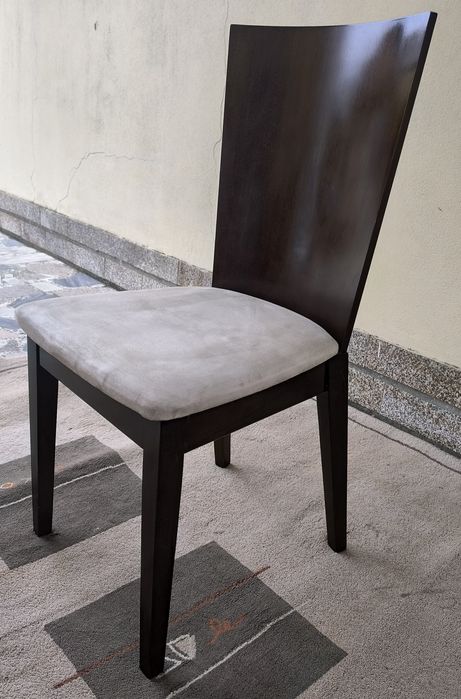 4+1 Cadeiras de Jantar em Madeira com Assentos Estofados