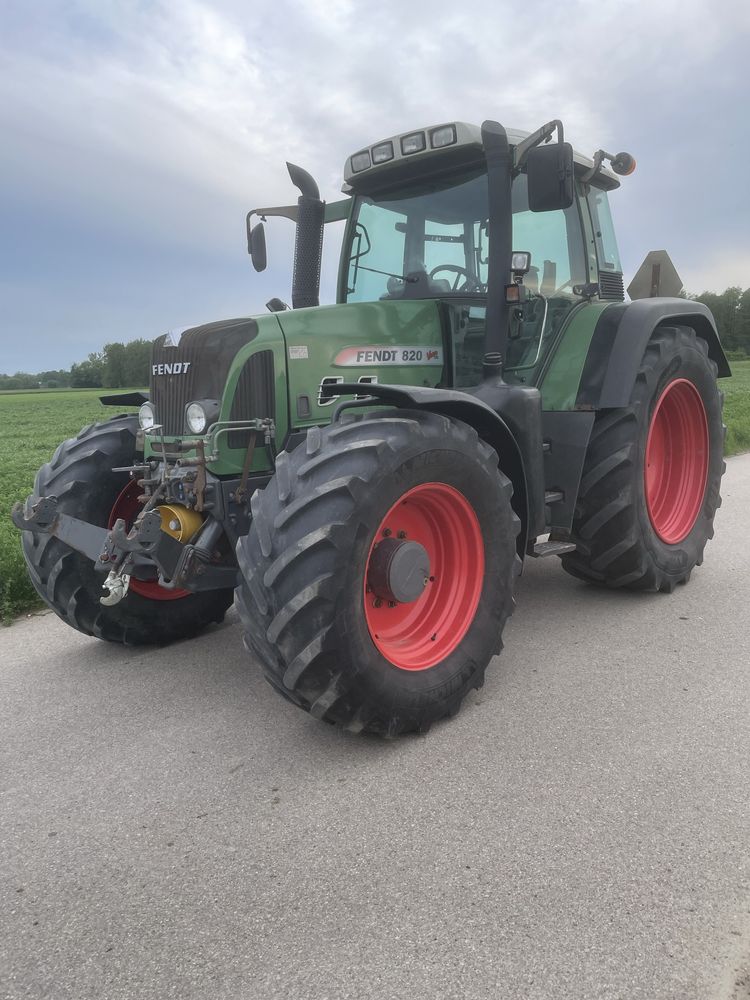 Fendt 820 Vario 818