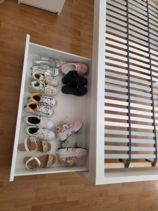 Cama solteiro com colchão