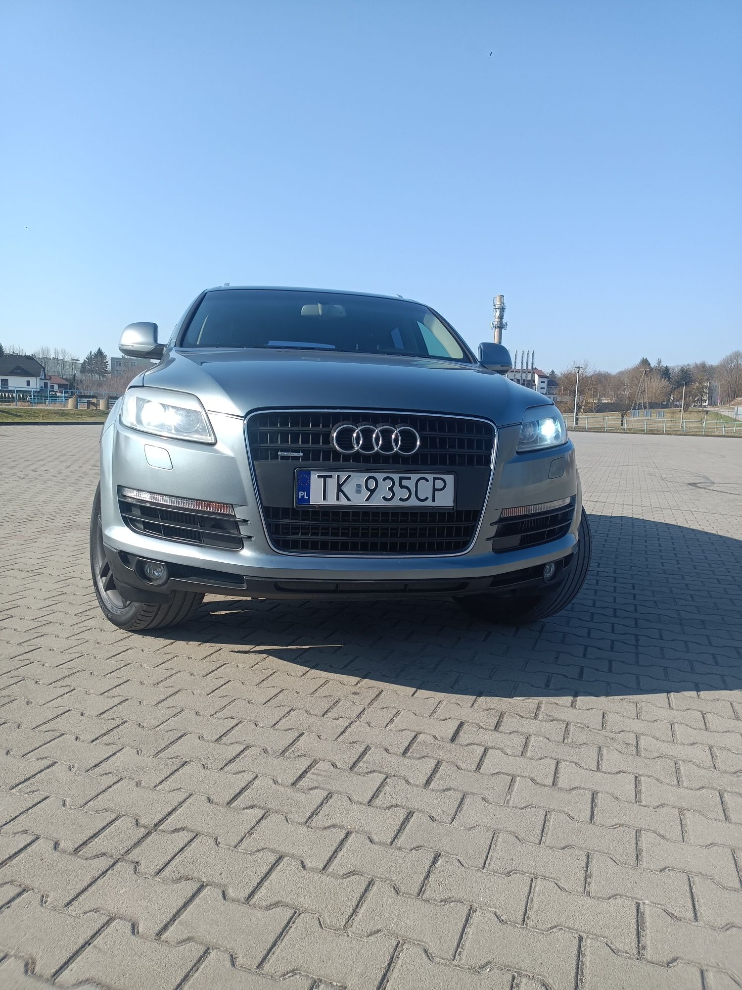 Audi Q7 3.0 V6 mega doinwestowany 20 cali bixenon