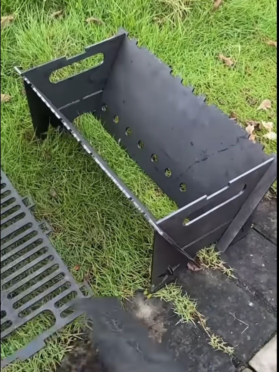 Metalowy grill DIY, przenośny, turystyczny bez elementów złącznych
